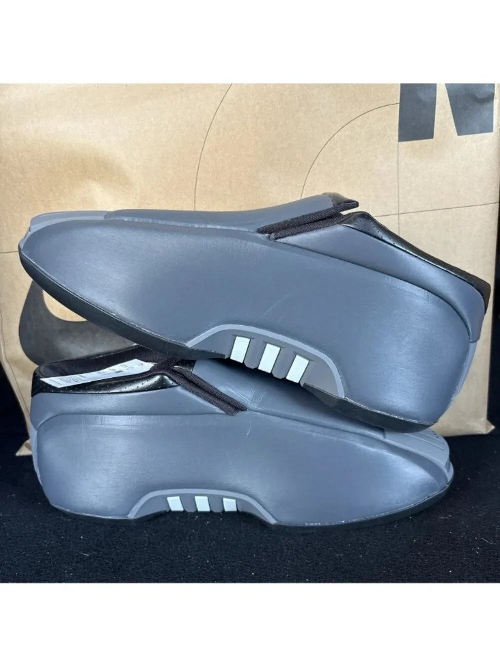 NEW Adidas Kobe 2 Basketball Shoes JR8231 Size 16 Graphite / Silver